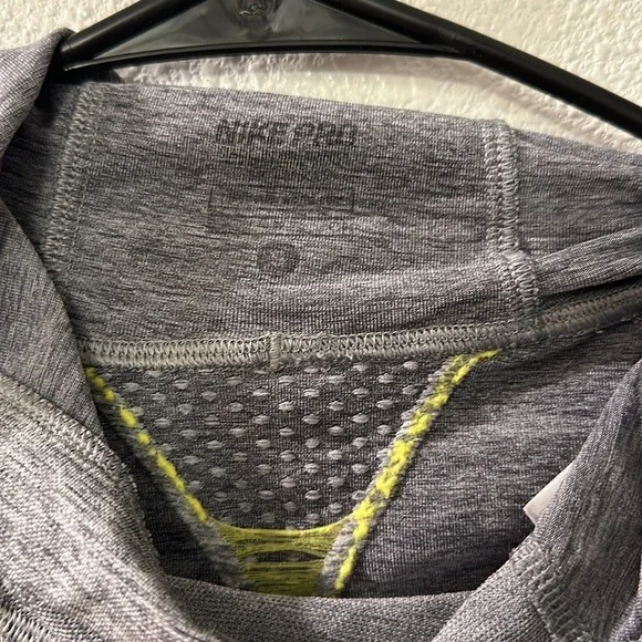 Nike Pro hooded top - Picture 6 of 7